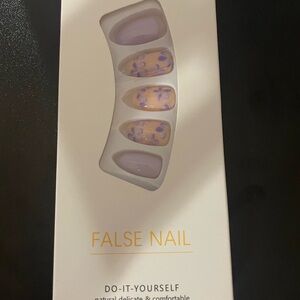 Purple and Cream False Nail Set